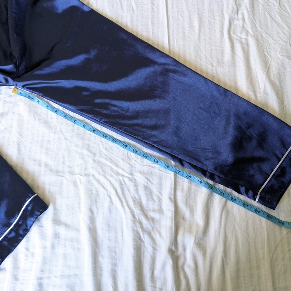 Vtg Navy Blue Satin PJ Set White Piping Pocket - Picture 9 of 10